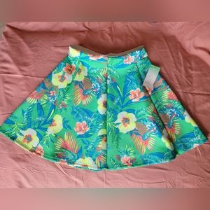 NWT Decree tropical skirt girls sz Small